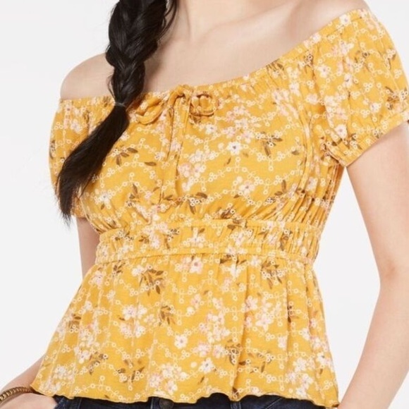 Floral Off-Shoulder Yellow Top size medium - Picture 1 of 4